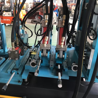 آلة تشكيل للفولات الغالبية ذاتية الحجم CZ Purlin Roll Forming Machine