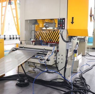 خط إنتاج التثقيب والقطع بالطول الأوتوماتيكي